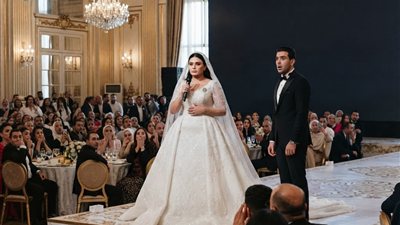 إنتِ بجد فاكرة إن واحدة تخينة زيك تستاهل تبقى مراتي؟!