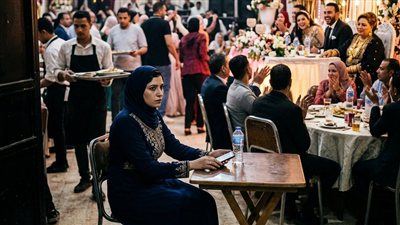 بعـت دهـبي عشان فـرح اخـو جـوزي حكـايات منـي الـسـيد