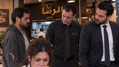 مديري اتريق على الراجل اللي جاي يشتغل غسال أطباق